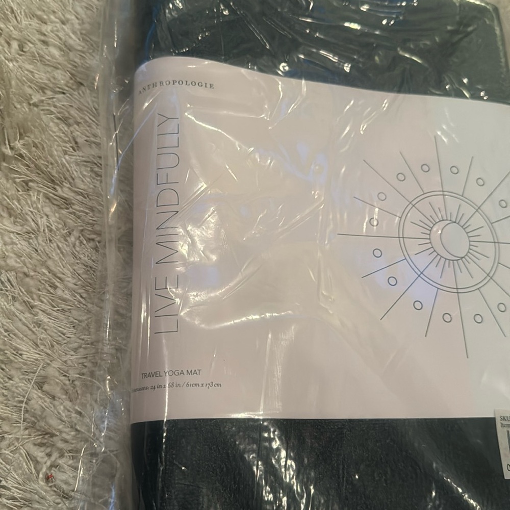 Travel yoga mat